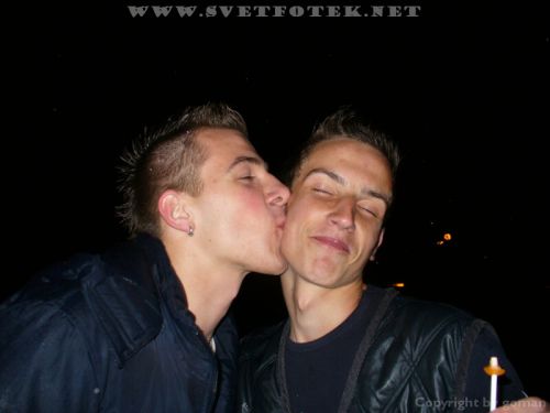 Clicca per l'immagine full size